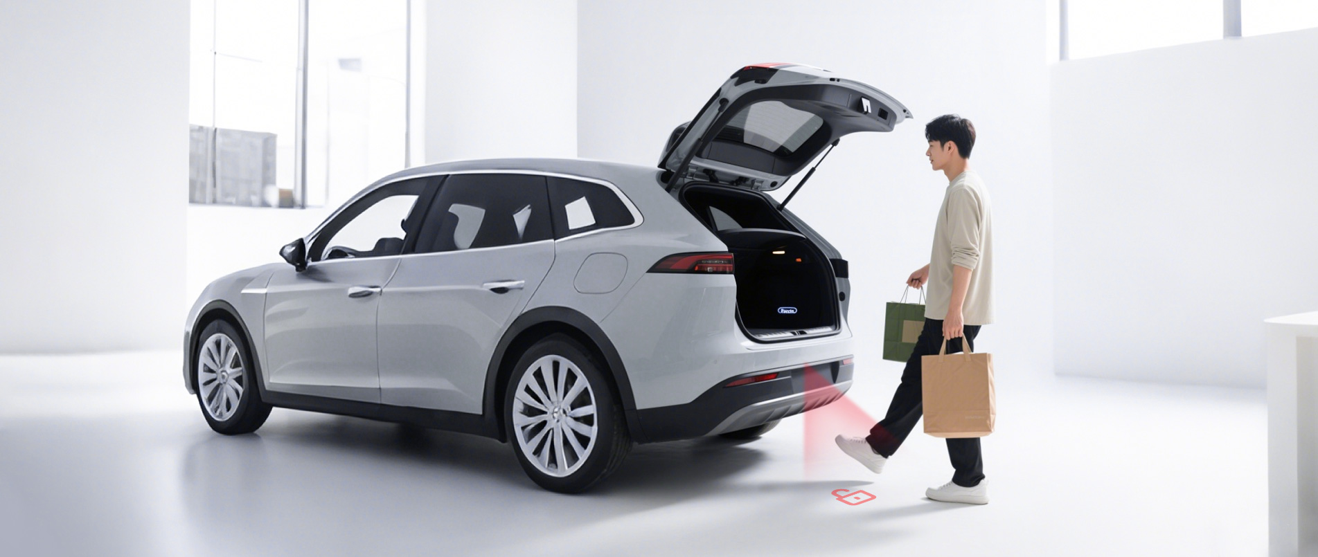 2025上海车展 | j9官网重磅发布AR脚踢毫米波雷达，重新定义“无接触交互”尾门